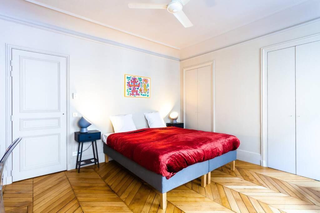 Apartment Greeter-bel Parisien De 70m2 - St Lazare Paris
